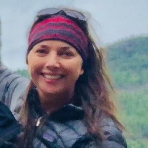 Meet your Posher, Alyson